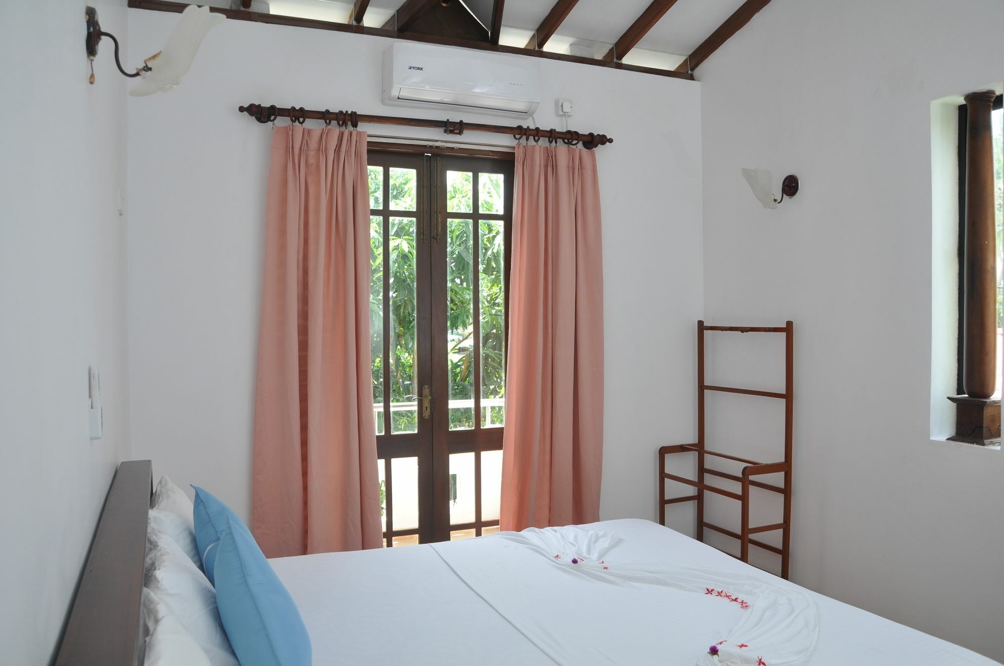 Shakuna Villa ฮิกคาดูวา ภายนอก รูปภาพ